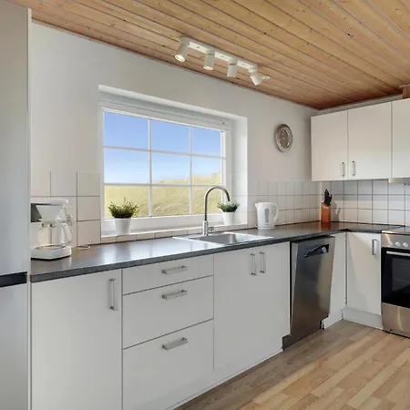 Casa de Férias Pet Friendly In With Sauna Hvide Sande