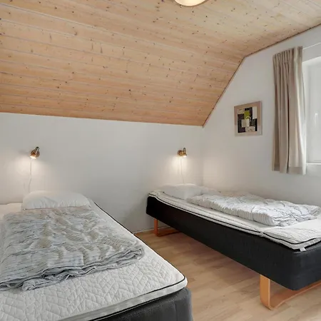 Ferienhaus Haustierfreundliches Haus In Mit