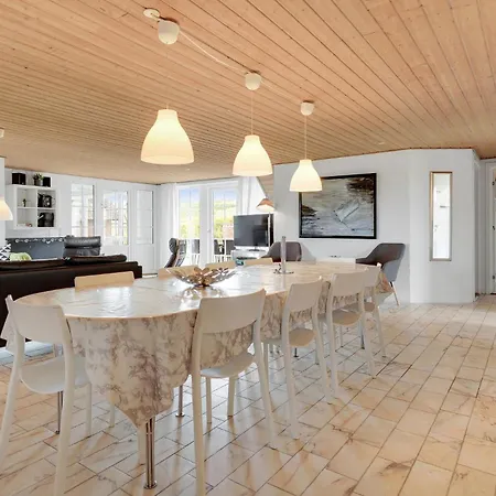 Pet Friendly In With Sauna *